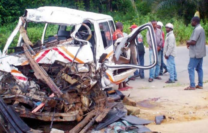 17 PERSONS BURNT TO DEATH AS TANKER CATCHES FIRE IN OGUN