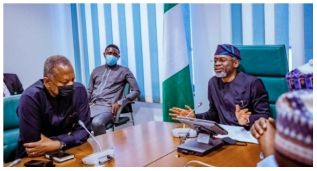 Ukraine: FG To Begin Evacuation Of Nigerians From Wednesday – Onyeama